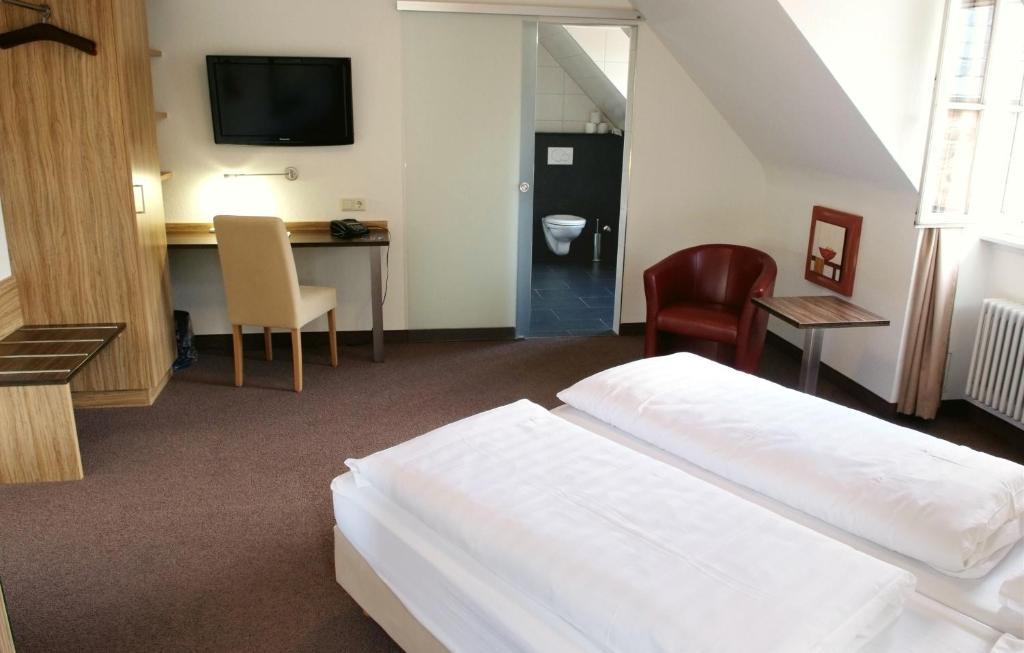 Hotel & Gasthaus Backmulde Heidelberg Bagian luar foto
