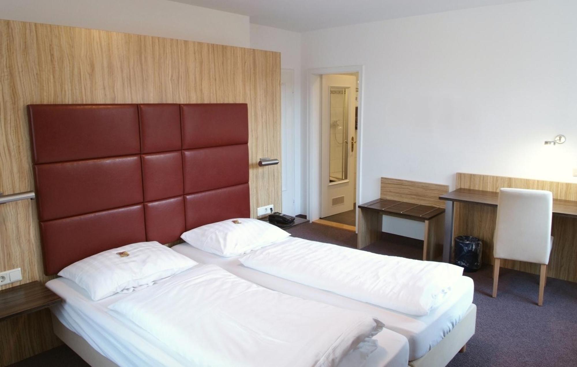 Hotel & Gasthaus Backmulde Heidelberg Bagian luar foto